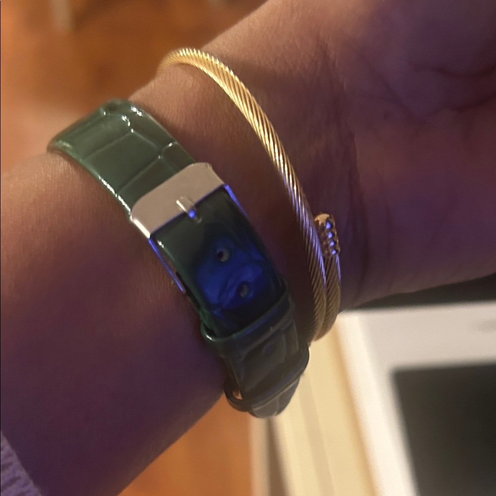 Elegant Emerald green & Rose Gold Women's Watch - Picture 4 of 5